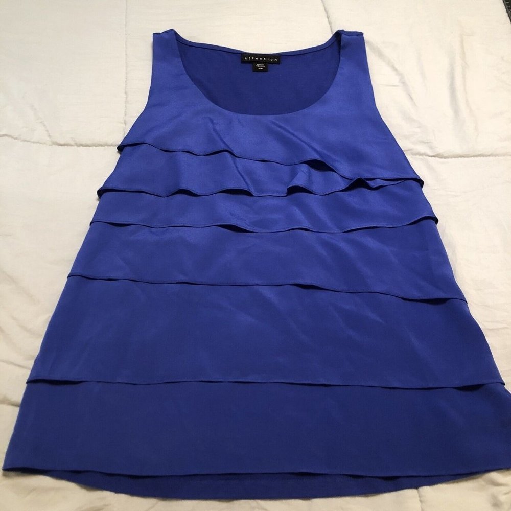 attention tier blouse sleeveless scoop neck Size Medium Blue